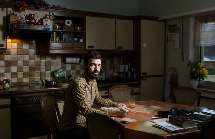 Photographs of Dinnertime in 36 Different Homes