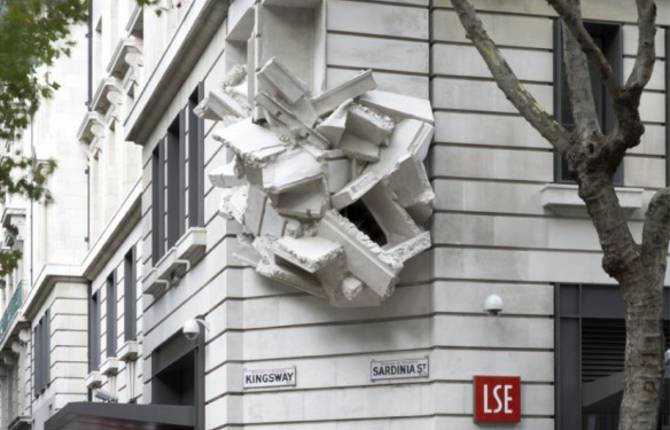 Impressive Destructuring Sculptures by Richard Wilson