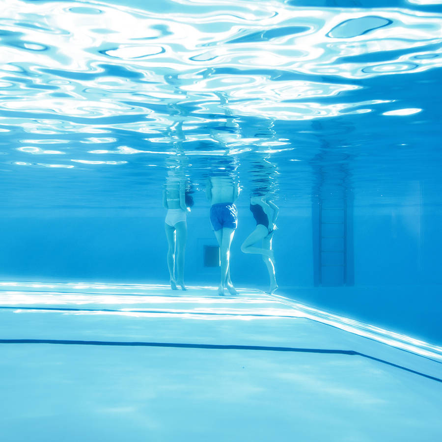 Snow Pool” Photo Series by Maria Svarbova – Fubiz Media