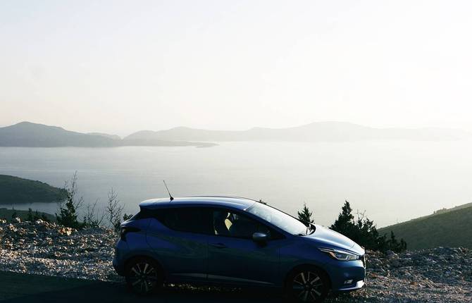 Sporty Car Design & Photographs by Vadoanord