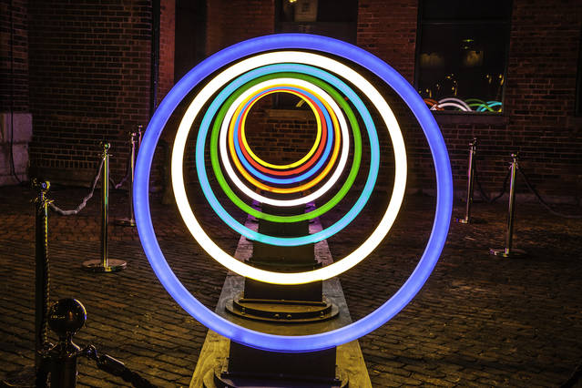 Beautiful Light Installations at the Toronto Light Festival – Fubiz Media