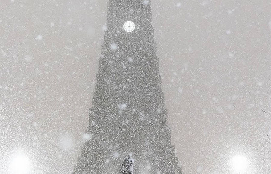 Incredible Snowfall Night In Reykjavik