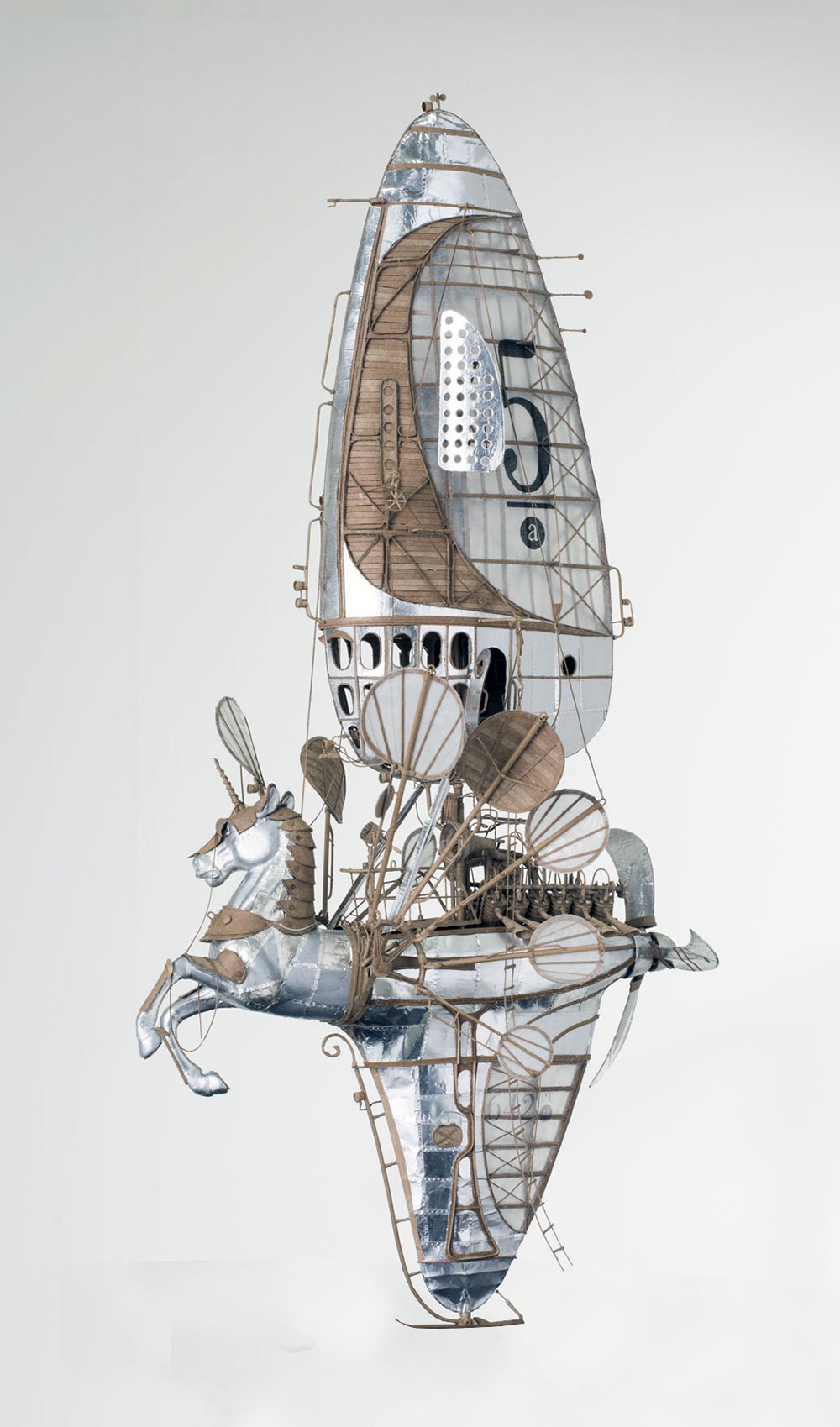 Jeroen van Kesteren cardboard - fubiz 5