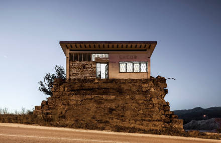 Beautiful Photographs of Buildings Left Empty After Crisis