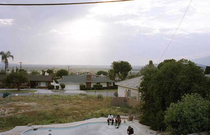 Beautiful Pictures of Skateboarders in Empty Swimming Pools in California