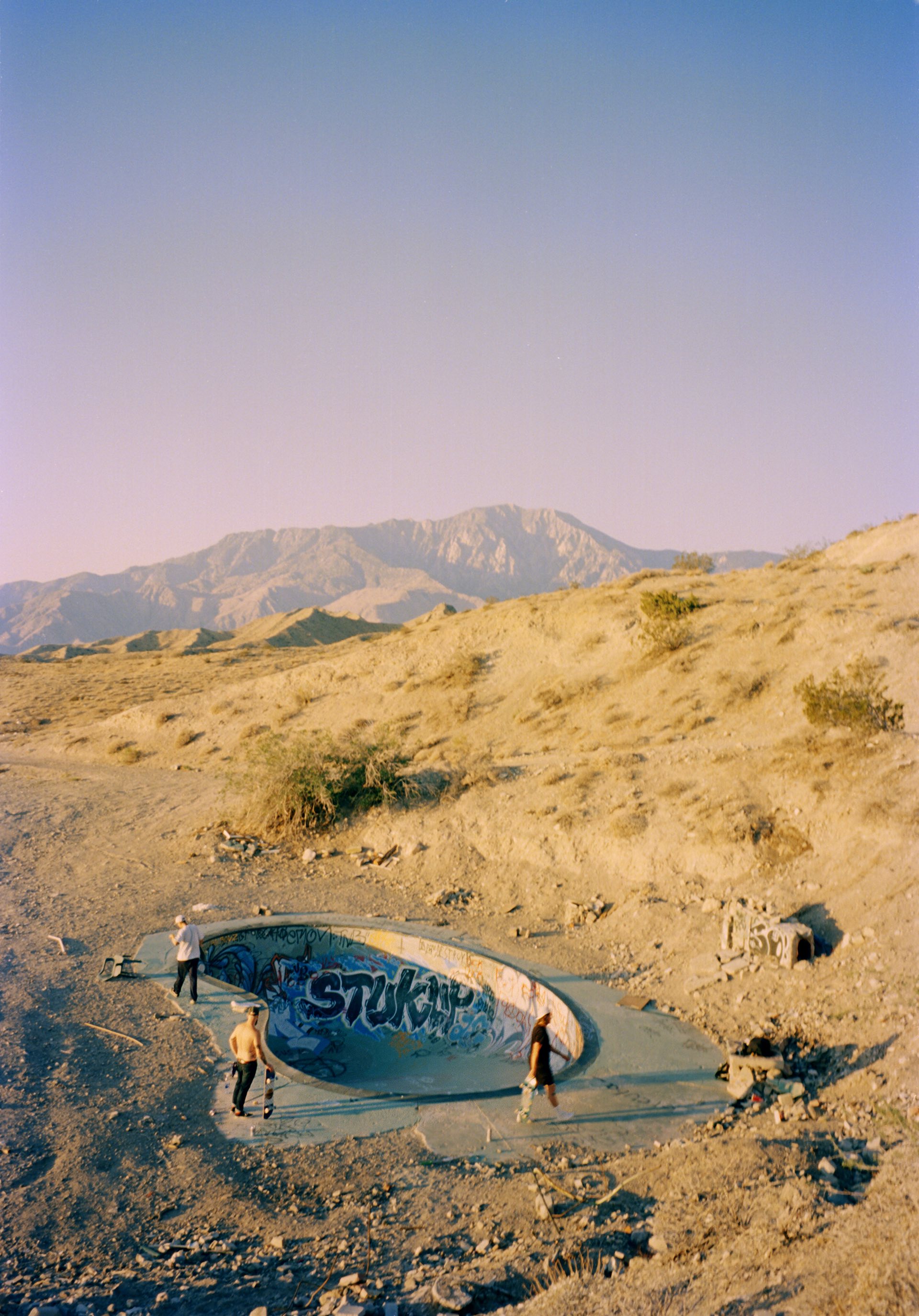 skateboardswimmingpoolcalifornia2