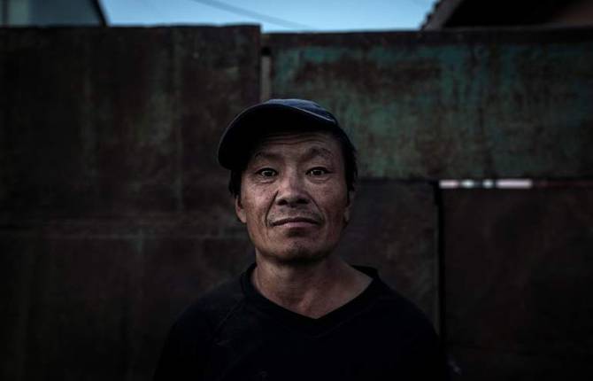 Oulan-Bator Life in “City Lights” by Elliott Verdier