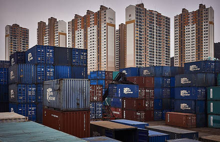 Fascinating Containers in Asian Ports