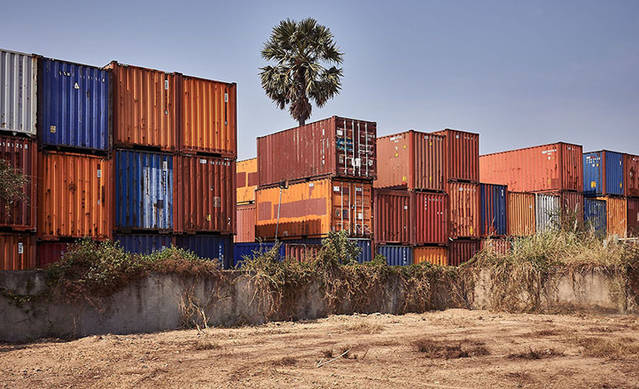 Fascinating Containers in Asian Ports – Fubiz Media