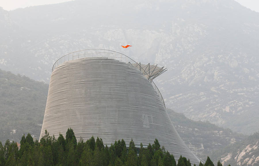 Amazing Flying Monks Theatre in Song Moutain