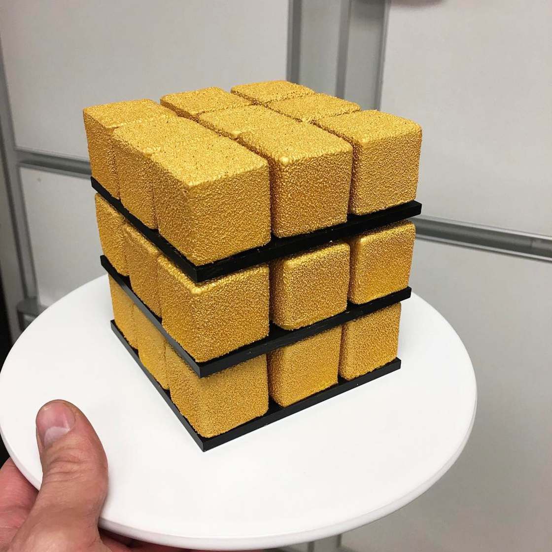 rubikscake3