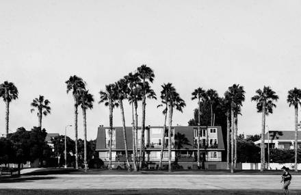 Los Angeles Myth in a Charming and Immersive Series