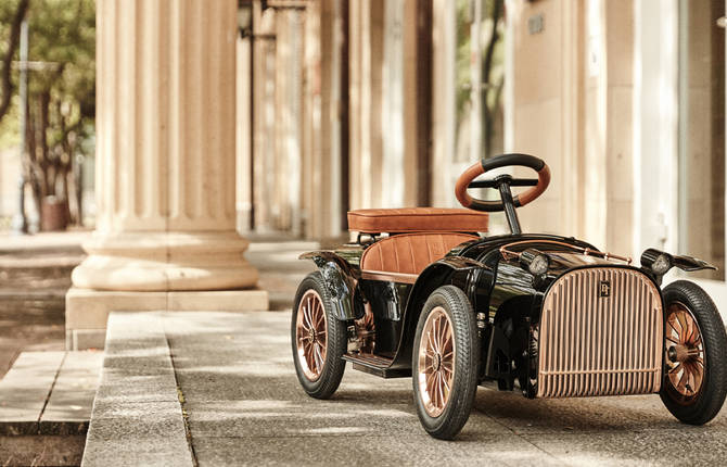 Beautiful Electric Luxury Car for Kids