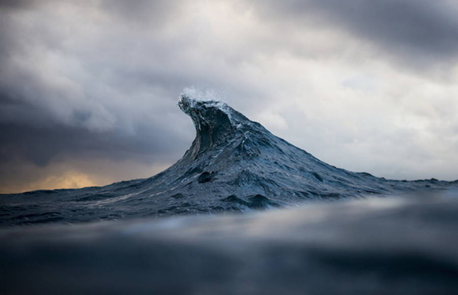 Mesmerizing Cinemagraphs of the Ocean