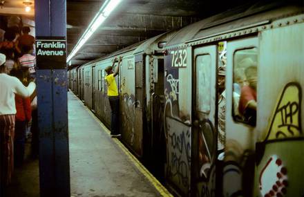 Dazzling Photographs of New York Subway on the 80’s