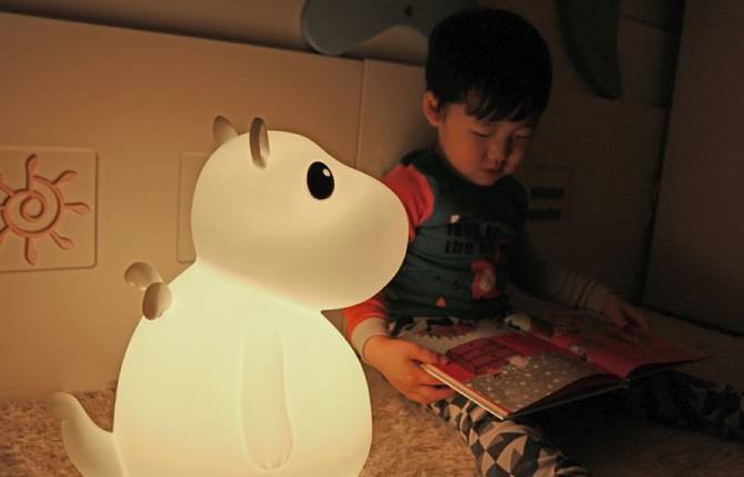 Adorable Lamp Controlled by a Smartphone App