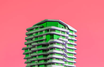 Minimal Colorful Squares of Hamburg Architecture