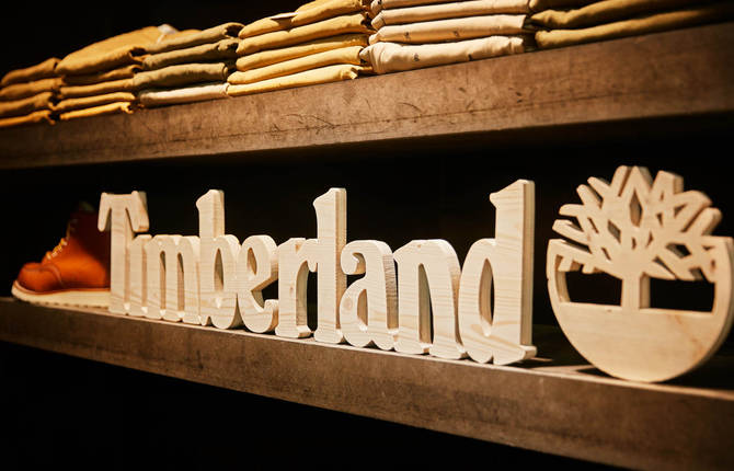 Inventive Brand Logos Lettering by LetterShop