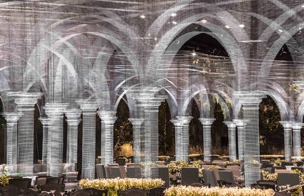 Impressive Wire Mesh Structure by Edoardo Tresoldi