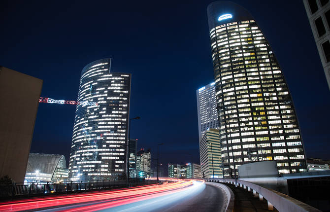 Cedric Emeran Explores La Défense by Night