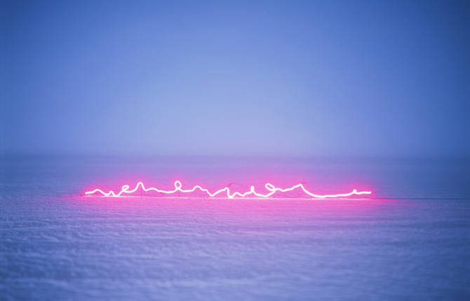 Poetic Neon Installations by Jung Lee