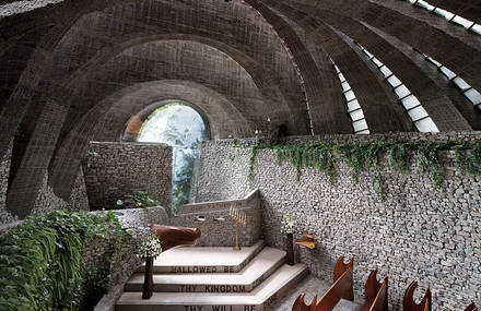 Insolite Church in Nagano