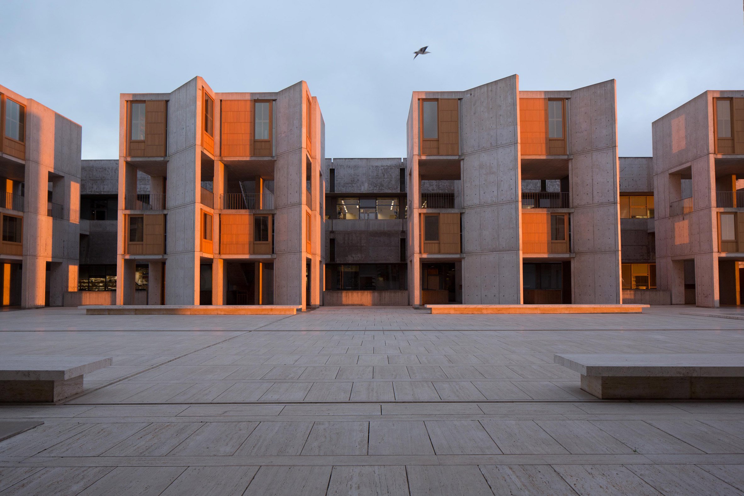 louis-kahn-fubiz-6