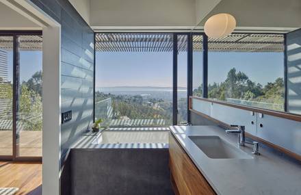 Beautiful House with a Perfect View on the Skyline