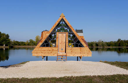 Architectural Cabin on the Side of a Lake in France