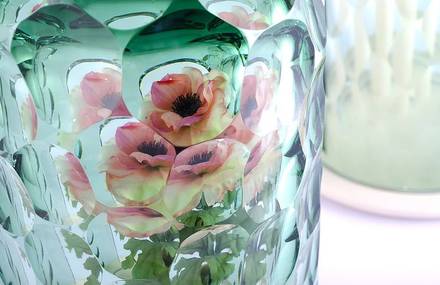 This Kaleidoscopic Vase Creates a Bouquet from a Single Flower