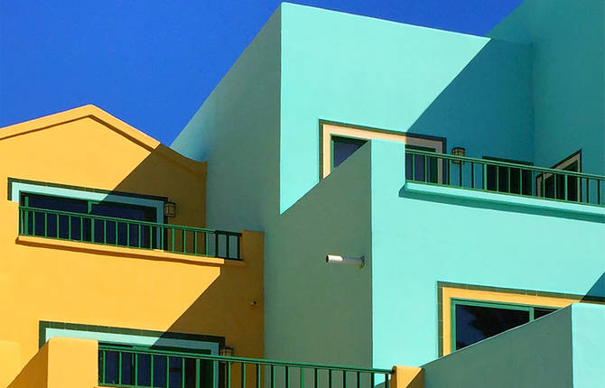 Playing With Colors And Architectures