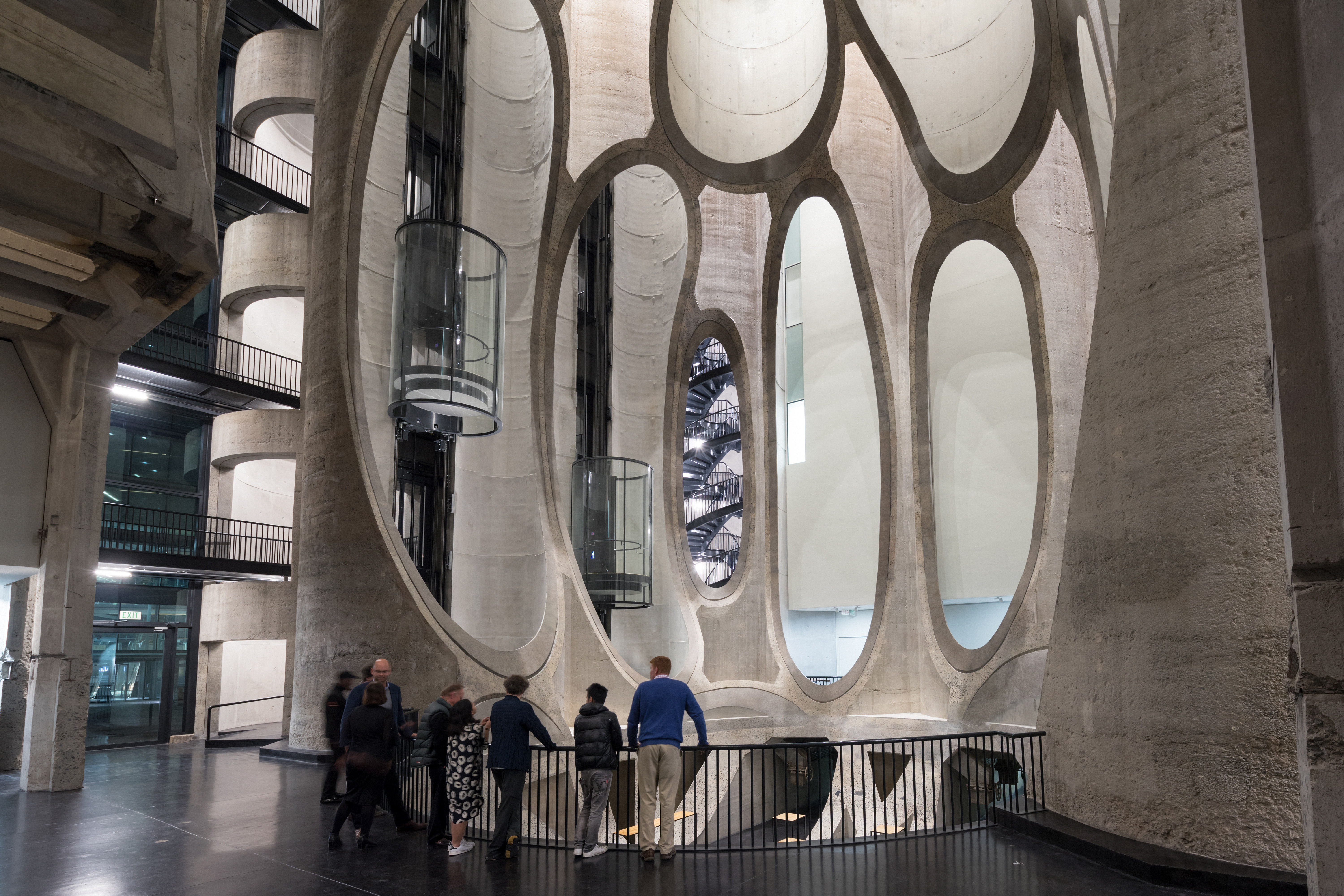 776_9__HR_ZeitzMOCAA_HeatherwickStudio_Credit_Iwan Baan_Atrium at night