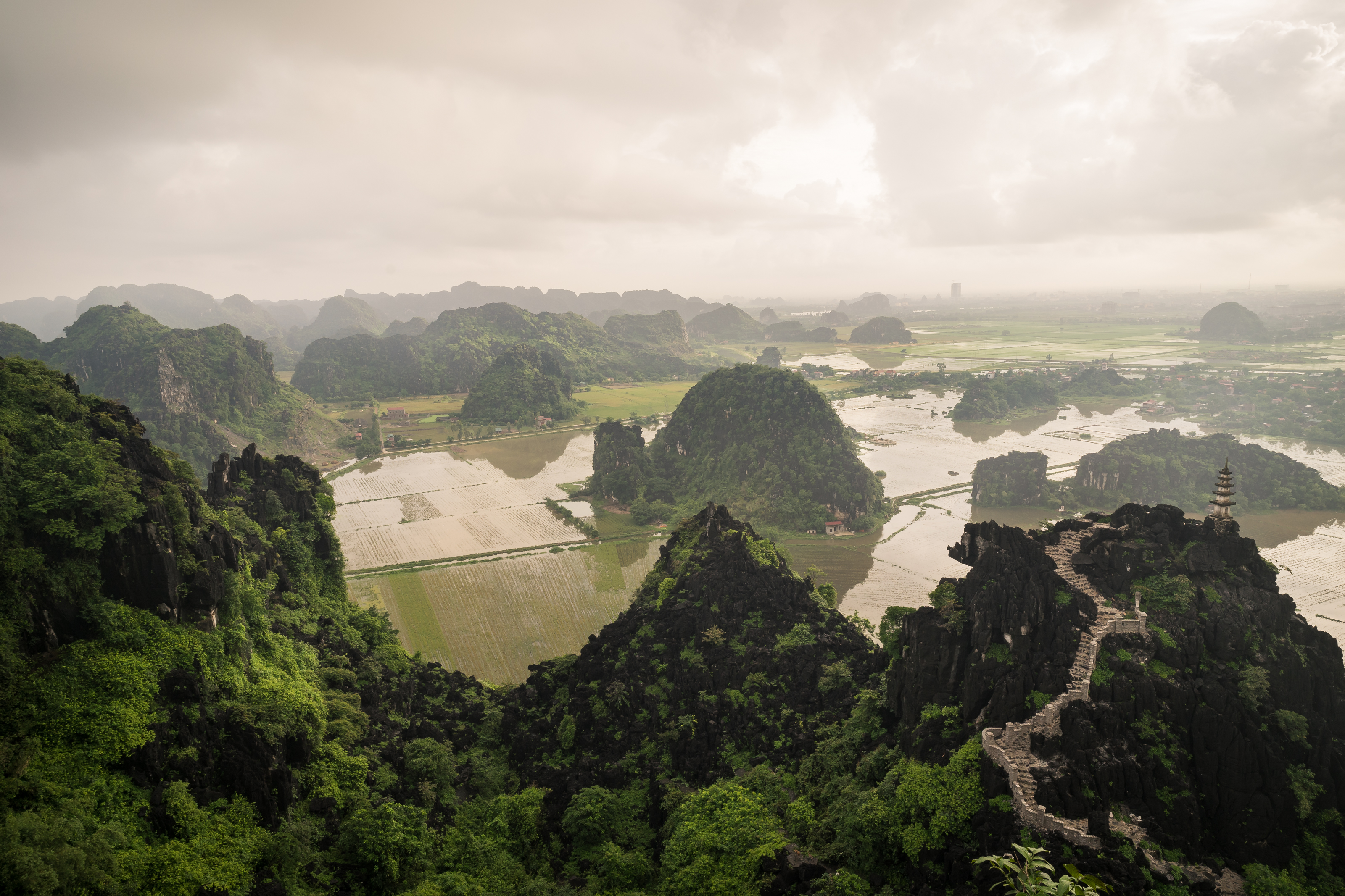 Deniz Vural Vietnam 18