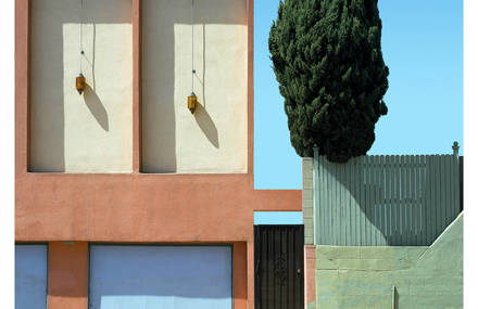 George Byrne Spins Banal Urban Scenes