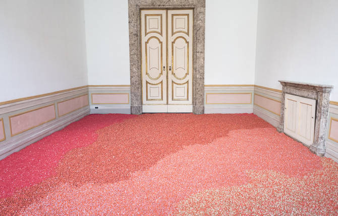 Impressing Installation in Caserta by Daniele Sigalot