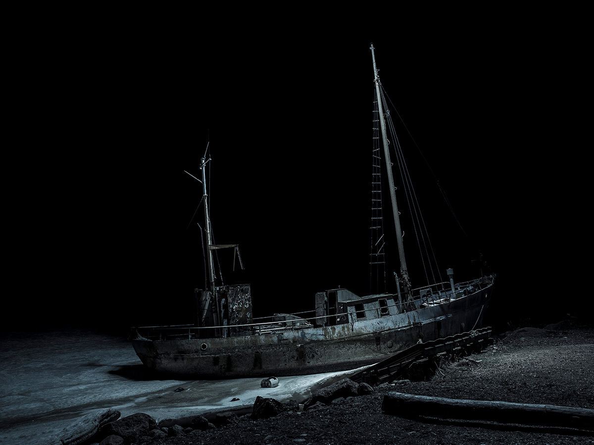 content_fubiz-Press PetriJuntunen_The Ship Called Night,2014-07
