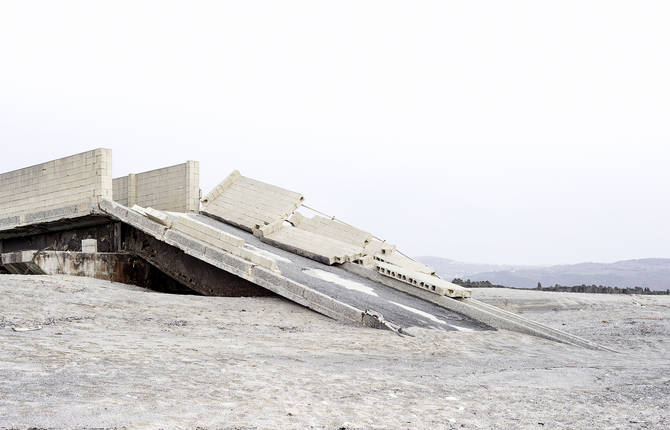 Abandoned Architecture Across the South of Italy by Amélie Labourdette