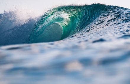 Dramatic Surfing Photos by Kalle Lundholm