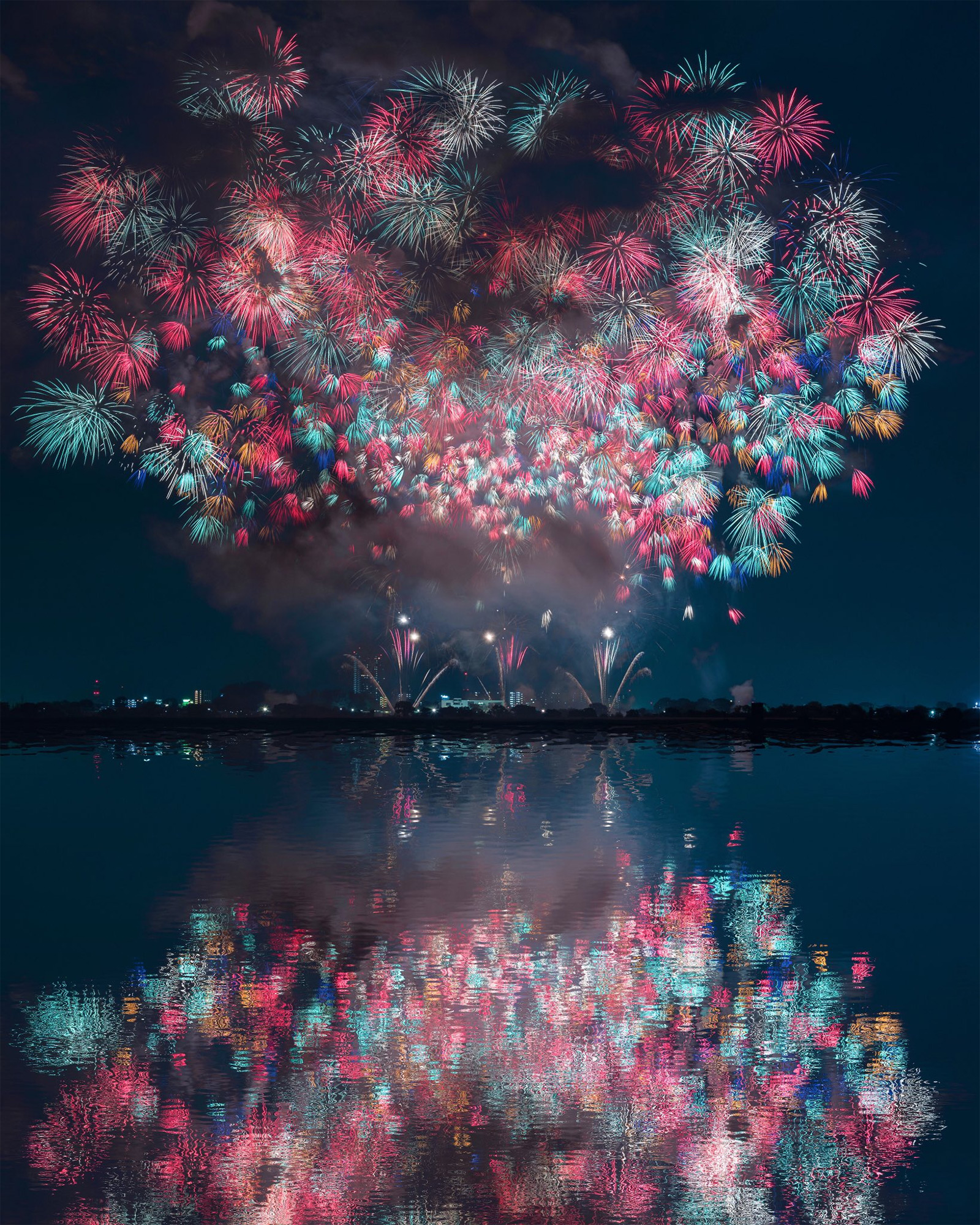 content_fubiz-keisuke-fireworks-photography-01