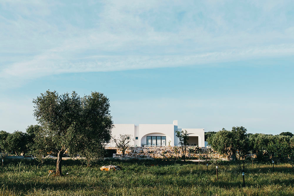 content_fubiz-masseria_moroseta_ostuni_andrew_trotter_salva_lopez_14