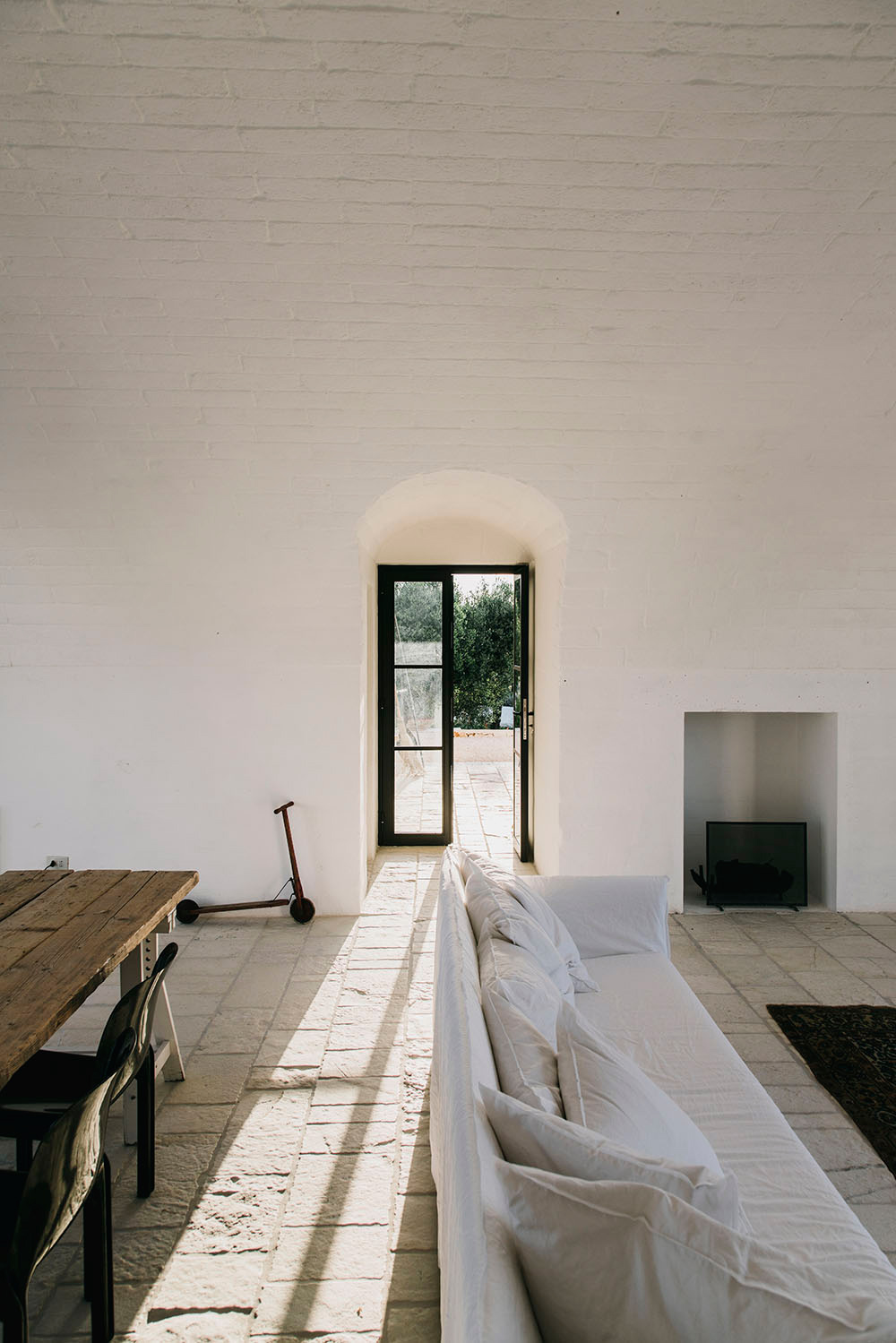 content_fubiz-masseria_moroseta_ostuni_andrew_trotter_salva_lopez_23