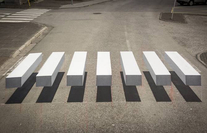 Incredible 3D Zebra Crossing in Iceland