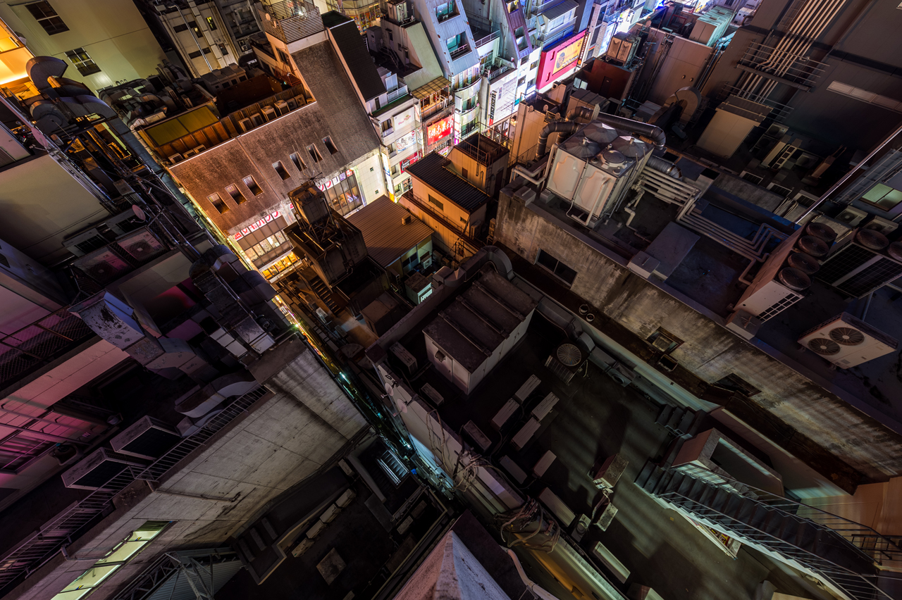 fubiz-lukasz-palka-tokyo-rooftops-photography-11