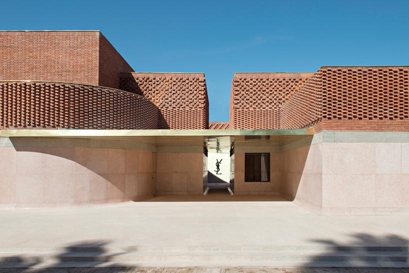 fubiz-yves-saint-laurent-museum-marrakesh-02