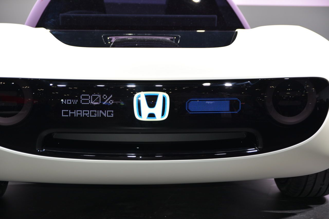 honda-sports-ev-concept-salon-de-tokyo-2017-03