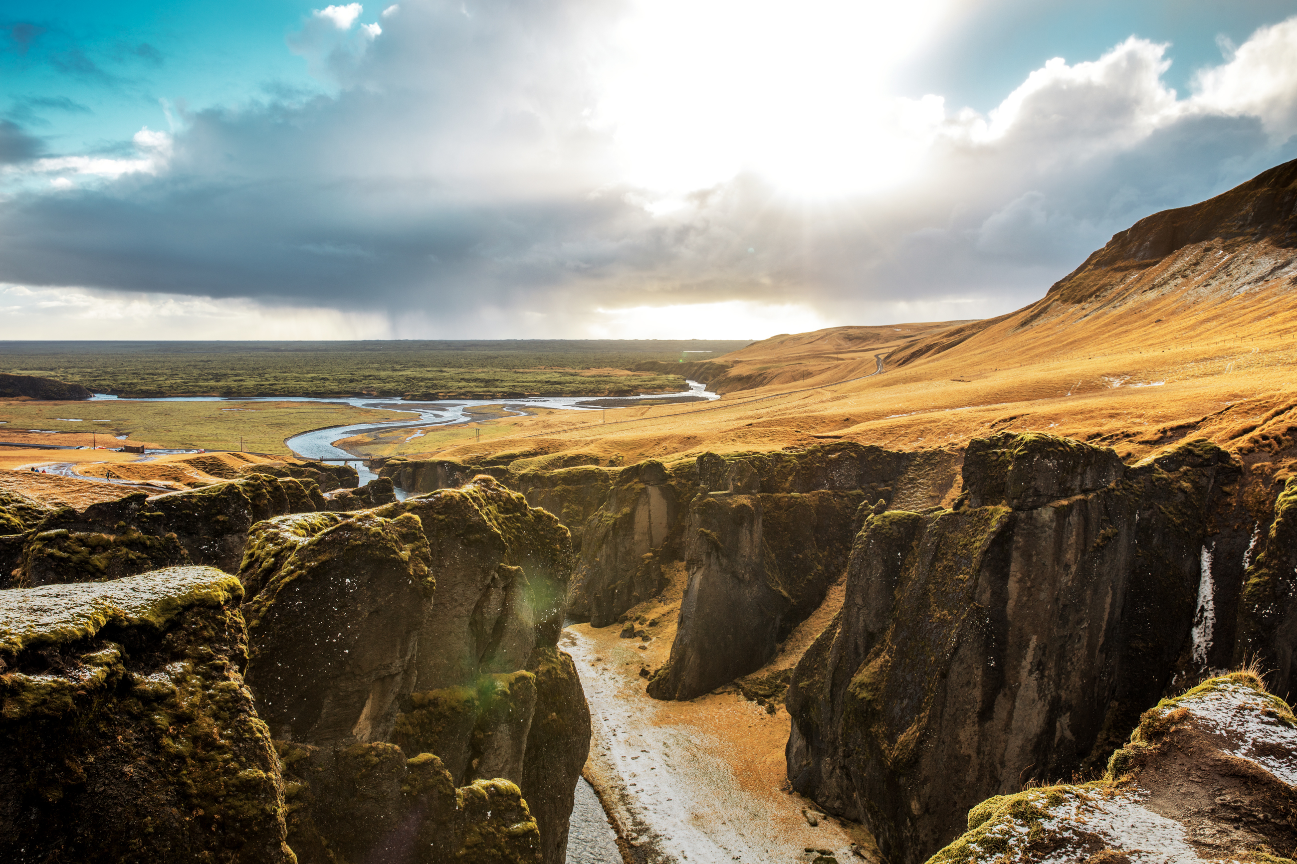 fubiz-ludwig-favre-iceland-photography-03