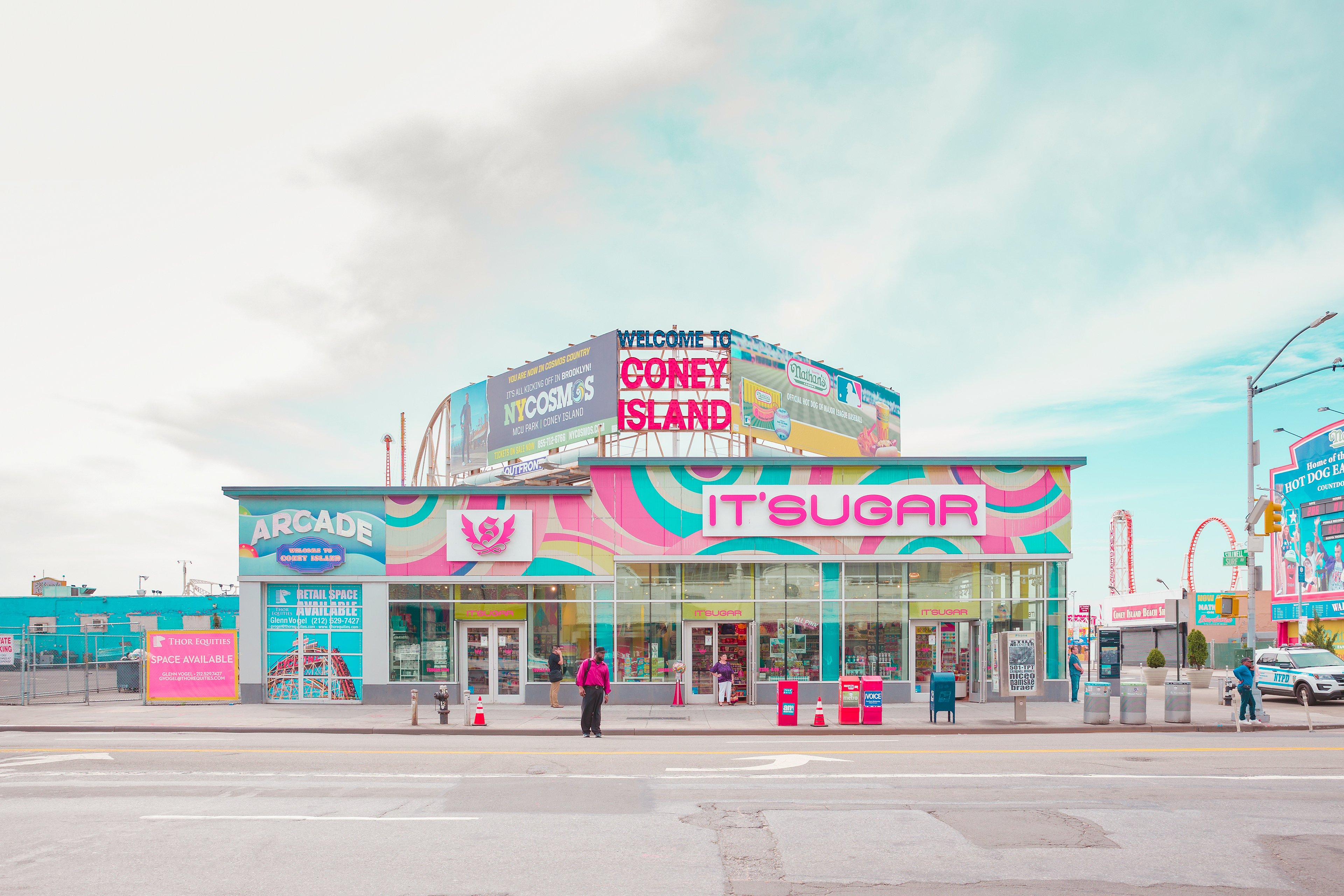 fubiz-salvador-cueva-coney-island-photography-01