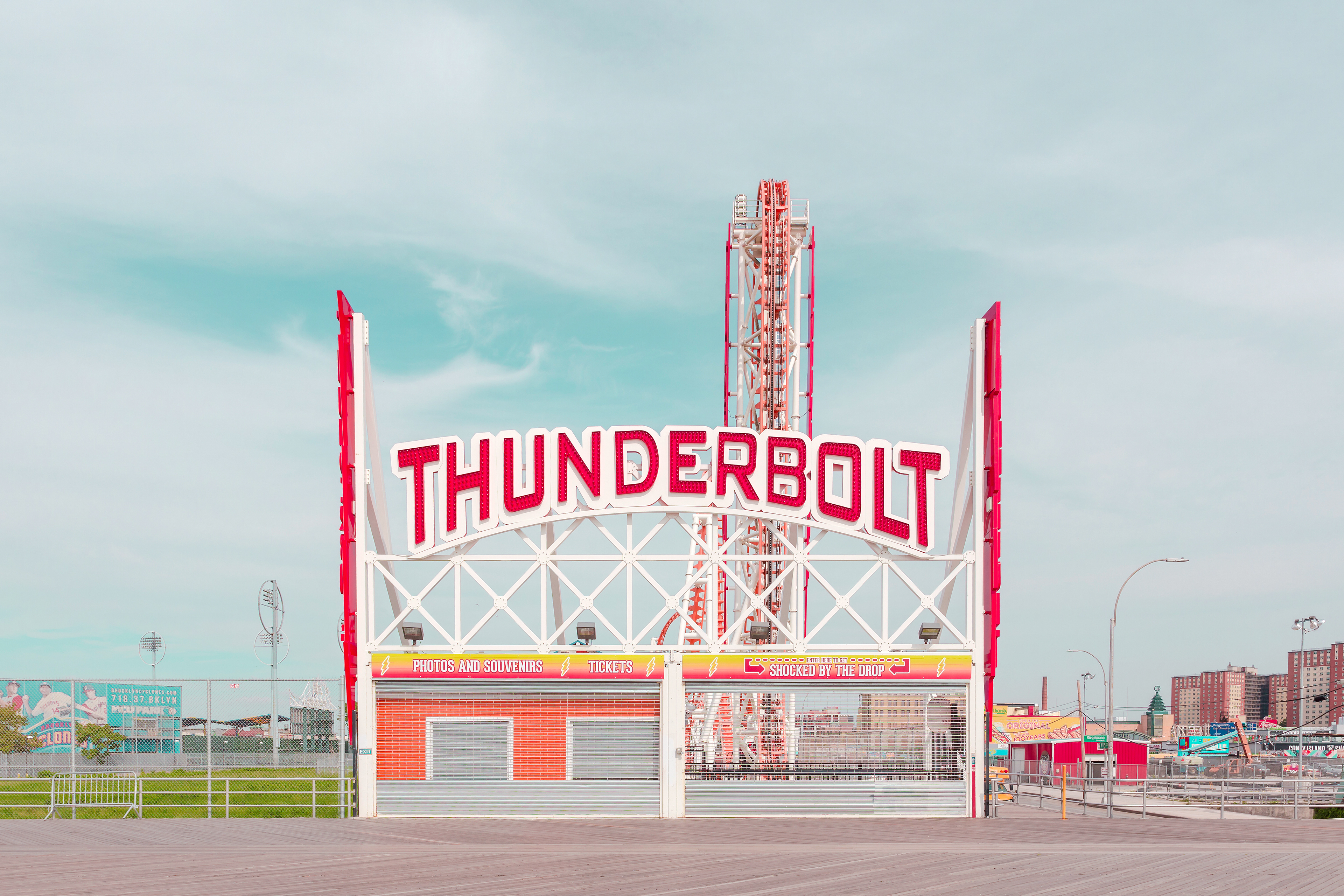 fubiz-salvador-cueva-coney-island-photography-11