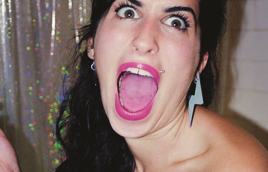 Moving Pictures of a Young Amy Winehouse