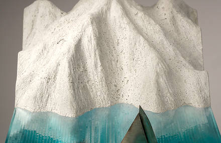 Stunning Glass and Concrete Ocean Sculptures